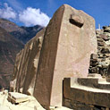 <desc>twierdza Ollantaytambo, tron inki, fot: Martyna Kloska (www.martynatravel.waw.pl)</desc>