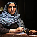 <desc>Woman in blue - Lahore [<link>www.pbase.com/maciekda</link>]</desc>