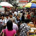 <desc>Street Market on Nelson Street [<link>www.pbase.com/maciekda</link>]</desc>