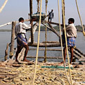 <desc>Fishing with ropes [<link>www.pbase.com/maciekda</link>]</desc>