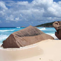 <desc>La Digue - Grand Anse</desc>