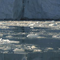 <desc>Przed czołem lodowca po jego ocieleniu się [<link>www.arktyka.org.pl</link>]</desc>
