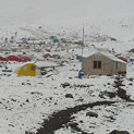 <desc>Baza Plaza de Muls ..Aconcagua przywitała nas śniegiem</desc>