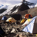 <desc>Baza pod Aconcagua - Plaza de Mulas 4230 m</desc>