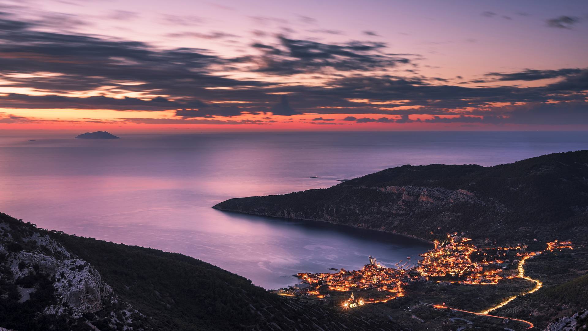 HVAR –  wyspa lawendy i rozmarynu